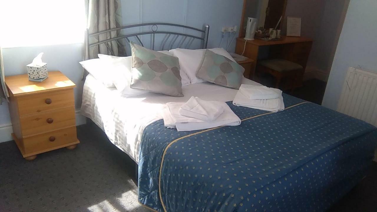 The Wilton International Bed & Breakfast Blackpool Room photo